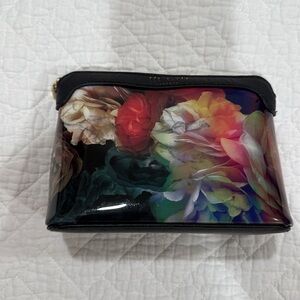 Ted Baker London SHADOW FLORA Hudson Cosmetic Make Up Travel Bag
